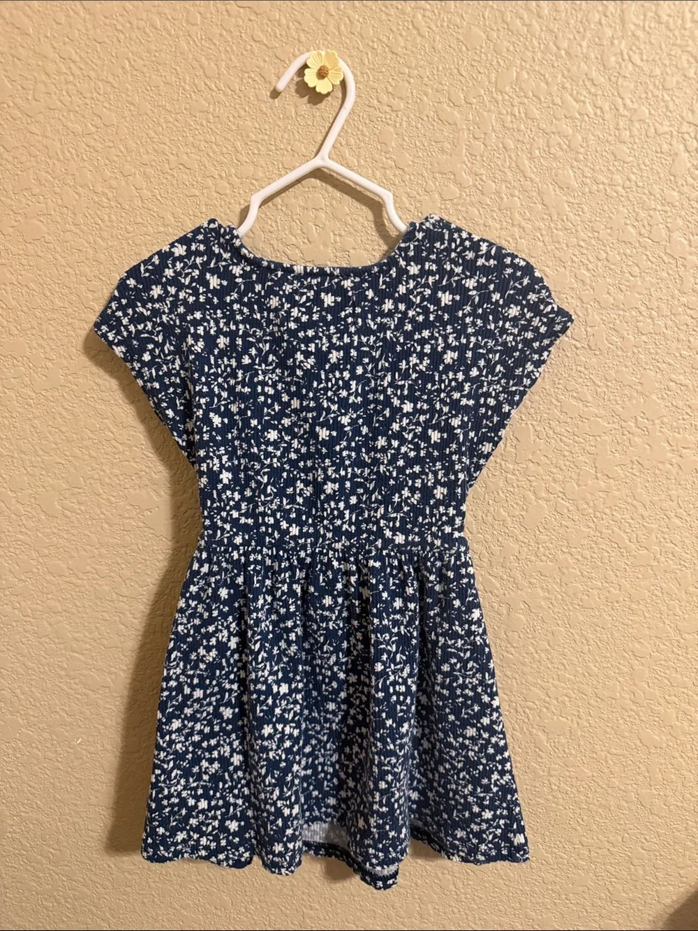 Old Navy Navy & White Floral Tie-Waist Casual Dress